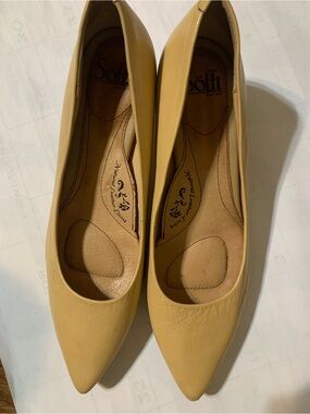 Söfft Women’s Sabrina leather tan pumps